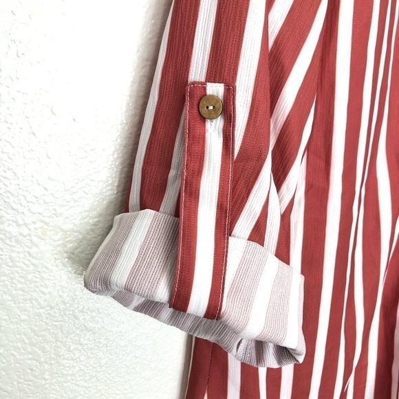 NWT Boutique Red and White Striped Button Down Top - Picture 4 of 5